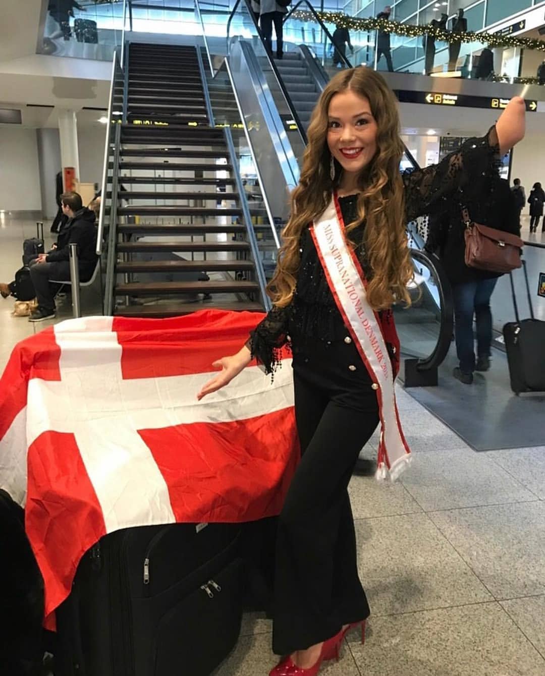 candidatas a miss supranational 2018. final: 7 dec. 10th anniversary. sede: poland. - Página 9 Cptxsejk