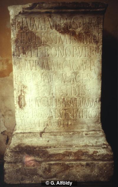Übersetzungen alter Lateinischer Inschriften - Seite 7 Fju7bfer
