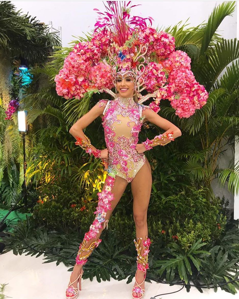 trajes tipicos de candidatas a miss universe 2018. - Página 5 T5w3zl2q