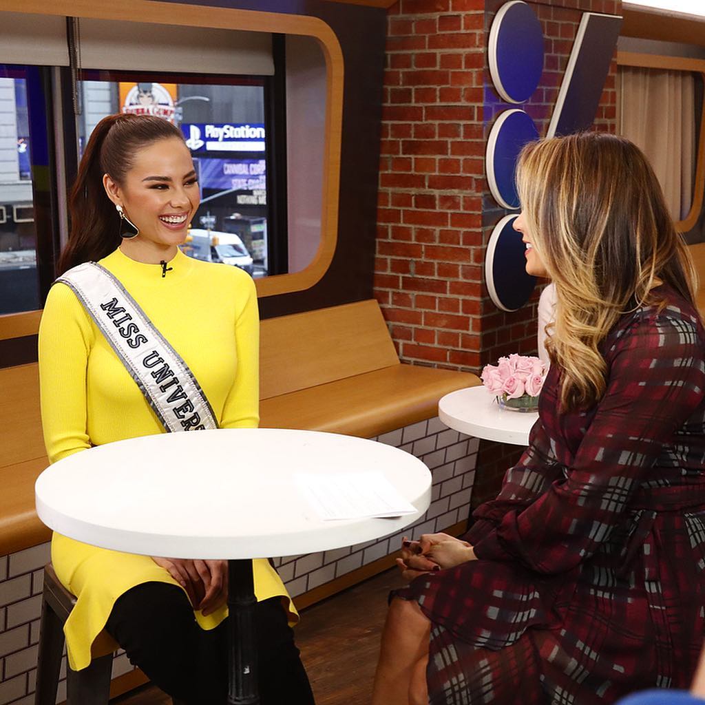 miss universe 2018 media tour. - Página 2 M77ezsat