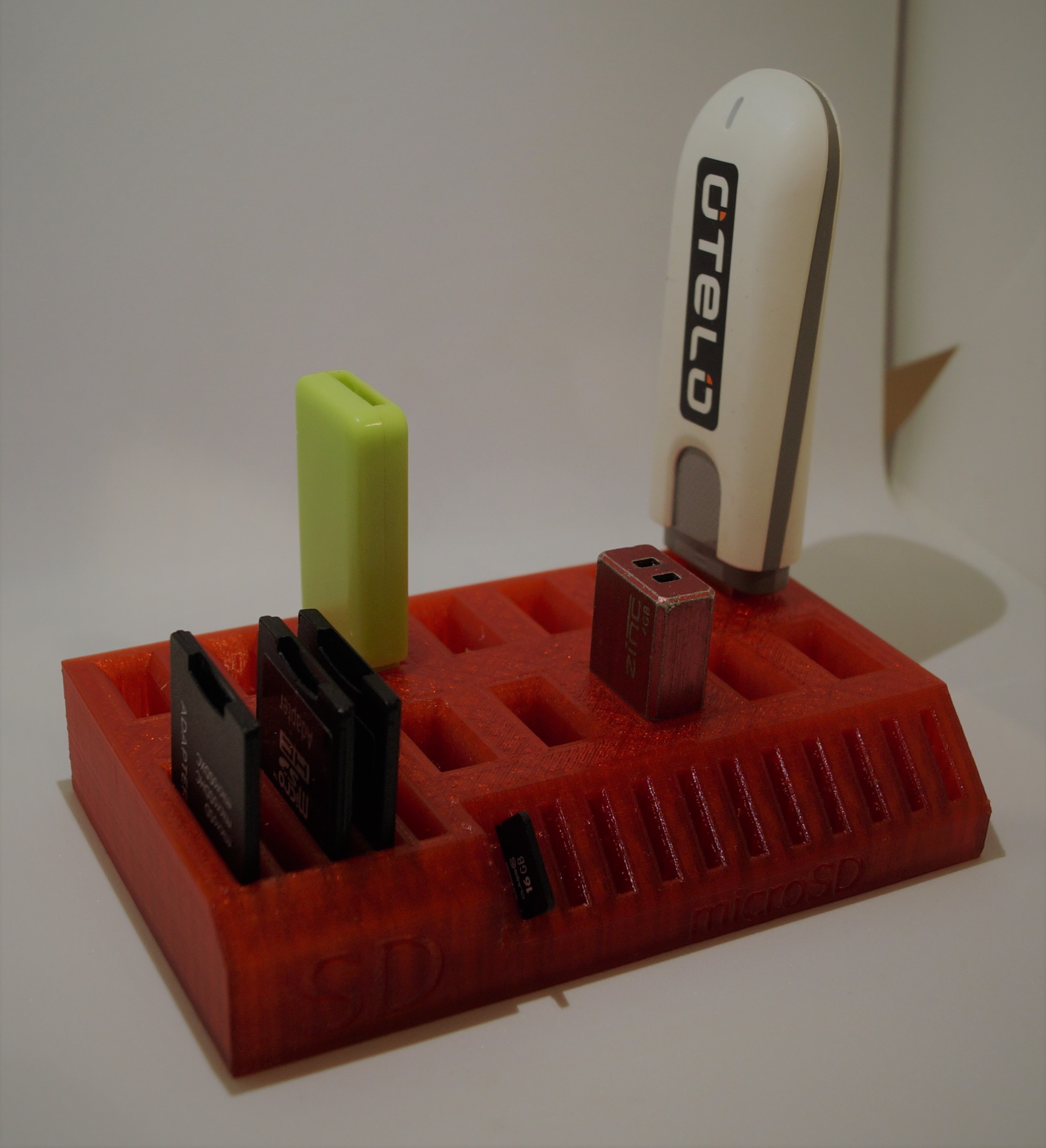 SD / Micro SD / USB Stick Organizer / Halter (Groß) eBay